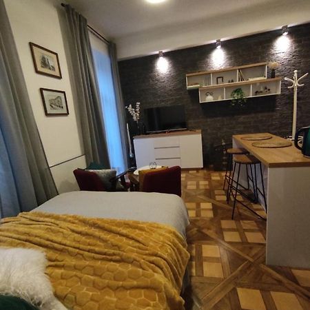Apartament Lapacz Snow Przemyśl Exterior foto